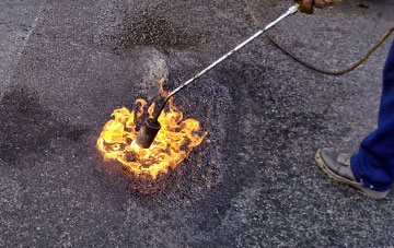 Llansanffraid Glan Conwy flat roofing repairs